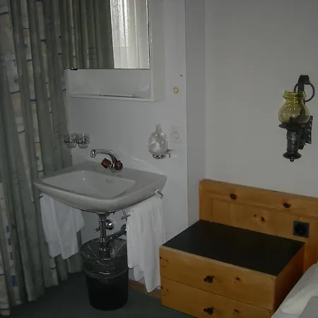 Sporthotel Clavadel بيت ريفي 2*