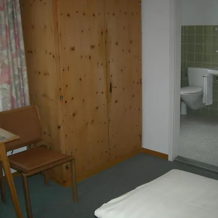 Sporthotel Clavadel 2*