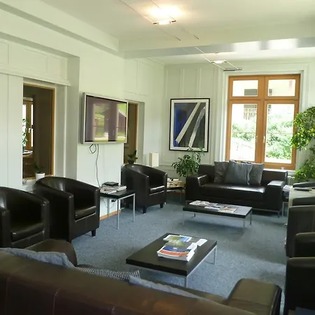 Sporthotel Clavadel 2* كلافادل