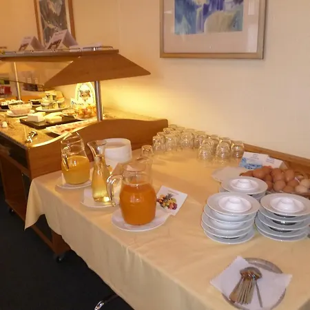 Sporthotel Clavadel 2* كلافادل