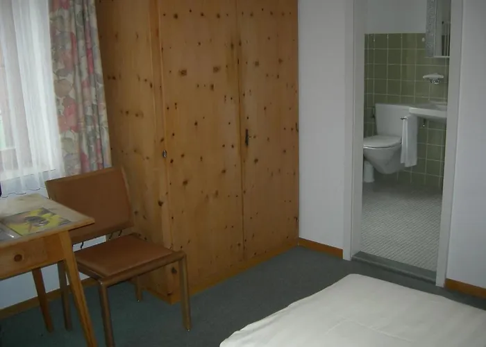 Sporthotel Clavadel 2*