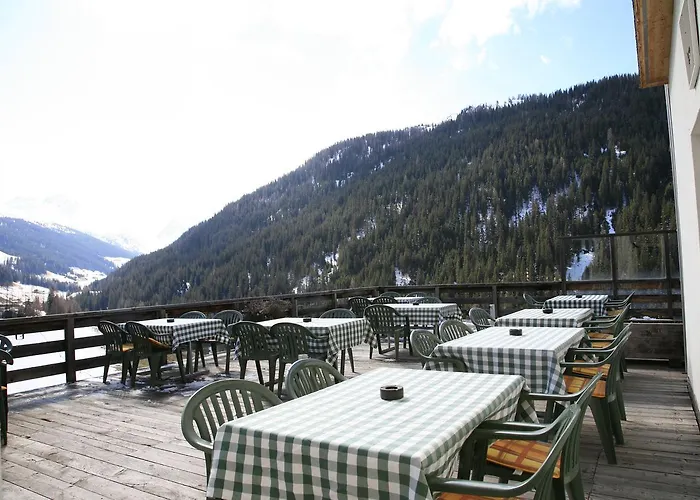 Sporthotel Clavadel 2*